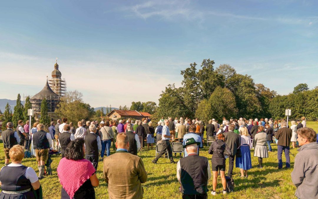 Feldmesse bei schönstem Herbstwetter