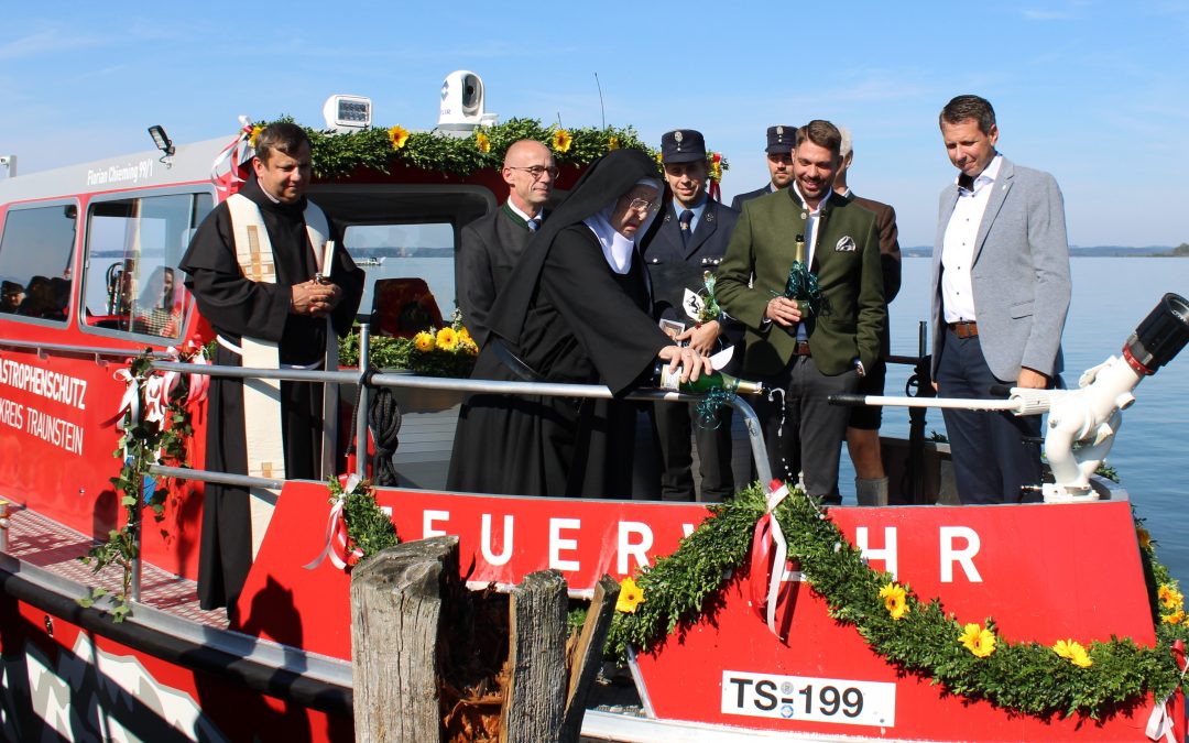 Neues Feuerlöschboot „Flori“ für den Chiemsee