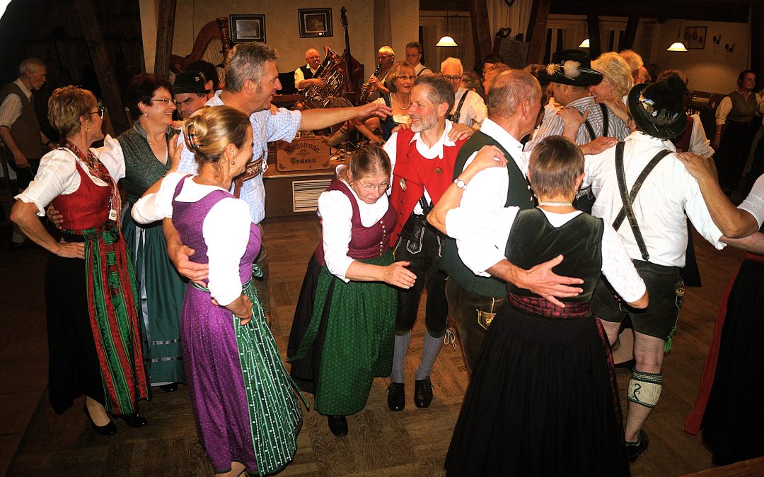 Gelungener Saisonausklang beim Volkstanzkreis Rosenheim