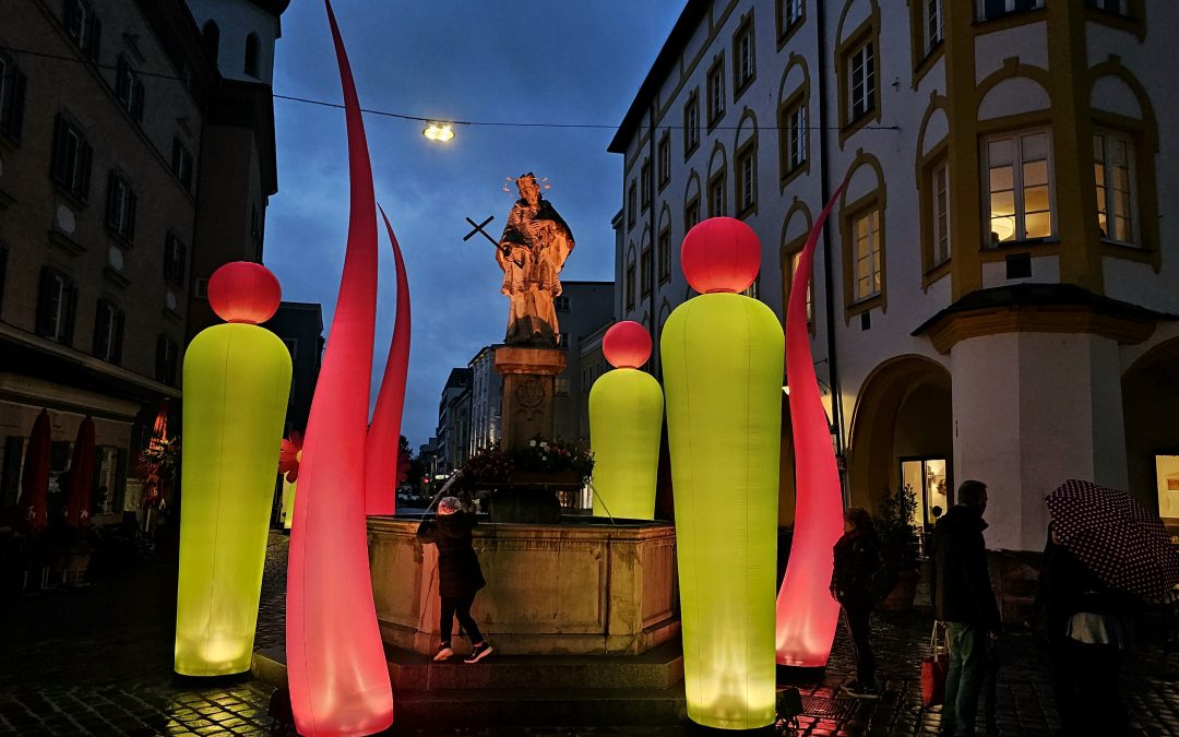 Trotz Regen verzauberten die „Rosigen Zeiten“ in Rosenheim