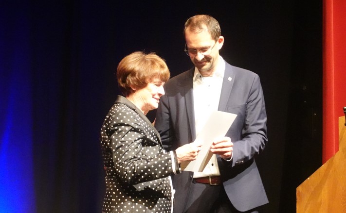 Goldene Bürgermedaille für Eleonore Dambach-Trapp