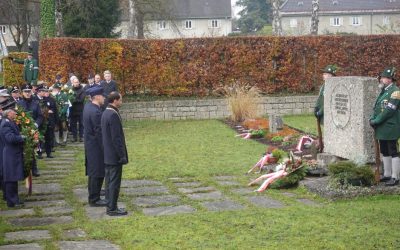 Volkstrauertag 2024 in Rosenheim: „Tag der Mahnung“