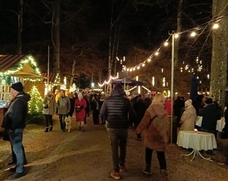 Christkindlmarkt Bad Aibling ist eröffnet