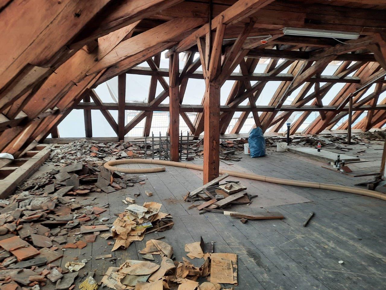 PM-77_2024-12-10_Pressefoto-3 Dachsanierung Staatliches Bauamt Mühldorf. Foto: Staatliches Bauamt Mühldorf