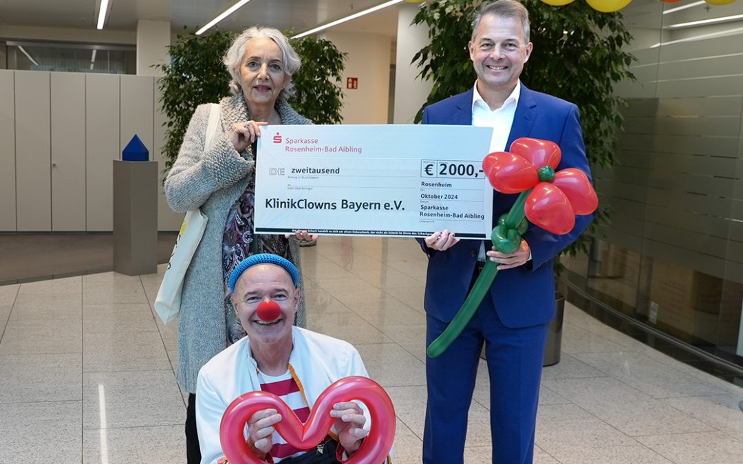 Sparkasse Rosenheim-Bad Aibling unterstützt  den KlinikClowns Bayern e.V.