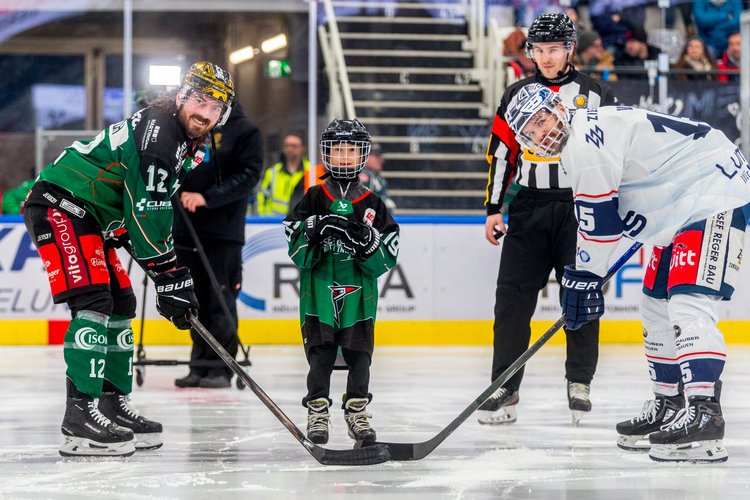 1DX_0572 Spiel Starbulls gegen Weiden. Fotos: Peter Lion