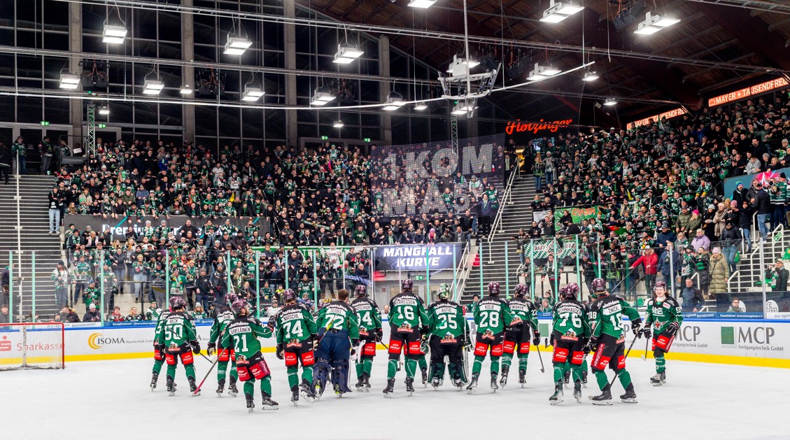 starbulls 4 Starbulls vs. Ravenstburg am 7. 1.2025. Fotos: Ludwig Schirmer und Peter Lion