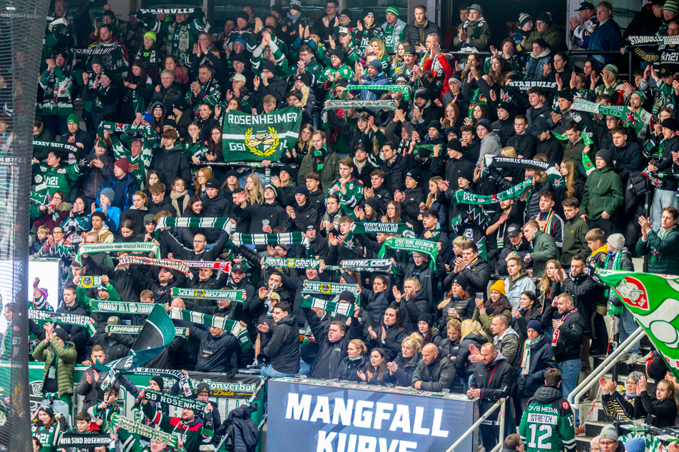 2 Starbulls Rosenheim gegen Ravensburg Towerstars am 9.2.2025)