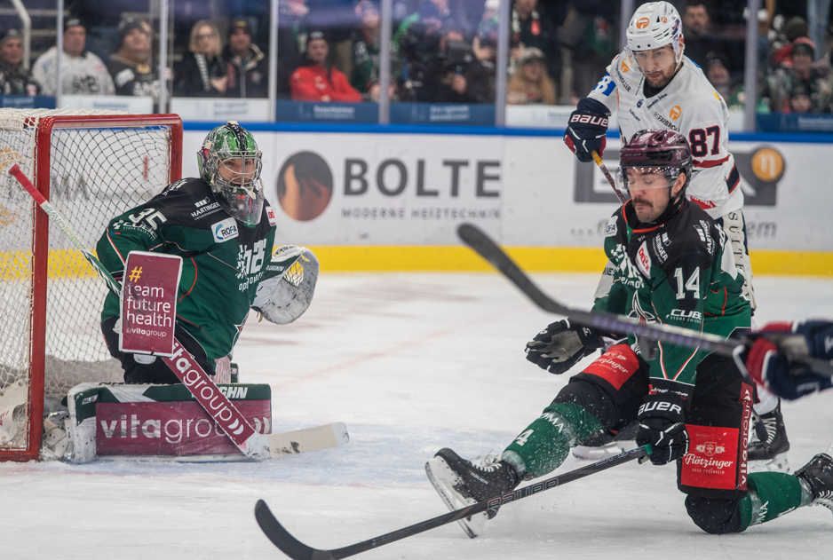 5 Starbulls Rosenheim gegen Ravensburg Towerstars am 9.2.2025)