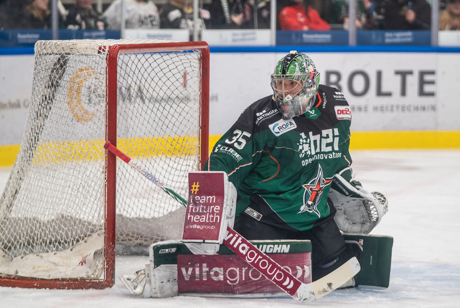 6 Starbulls Rosenheim gegen Ravensburg Towerstars am 9.2.2025)