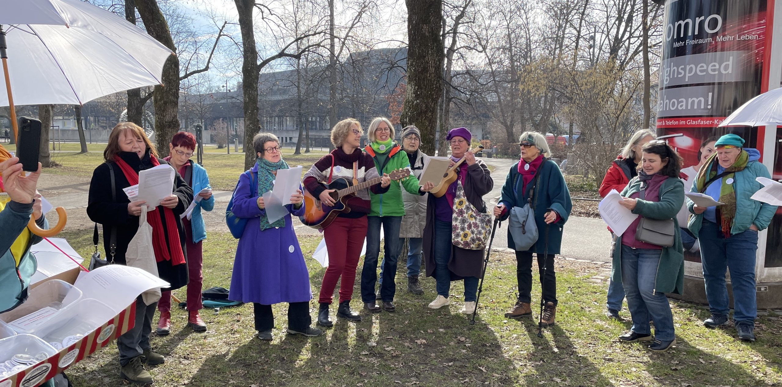 FFC66C2CA73 Demokratiespaziergang der Omas gegen Rechts. Foto: Omas gegen Rechts