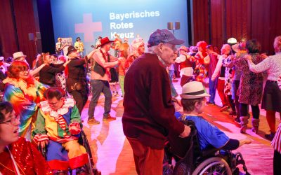 Neuer Rekord: Knapp 700 Gäste beim 45. BRK Faschingsball in Rosenheim
