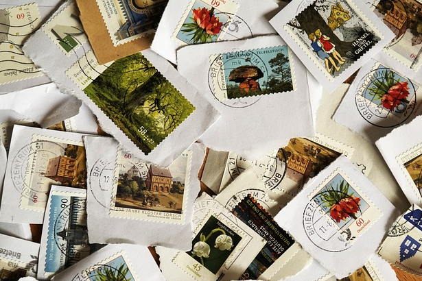 Briefmarken Briefmarken. Symbolfoto re