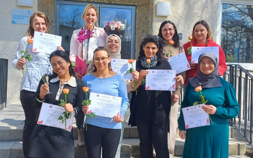 Mehr Personal für Kitas: Diakonie Rosenheim qualifiziert erstmals Assistenzkräfte