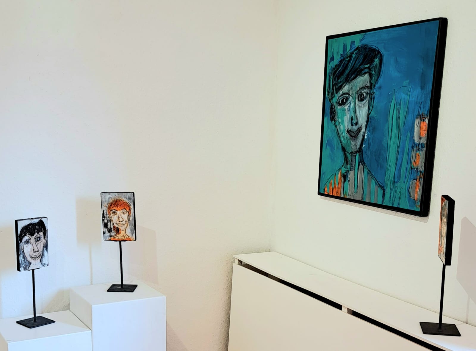 IMG-20250427-WA0008 Gemeinschaftsausstellung des Künstlerkreis Neubeuern. Foto: Hendrik Heuser