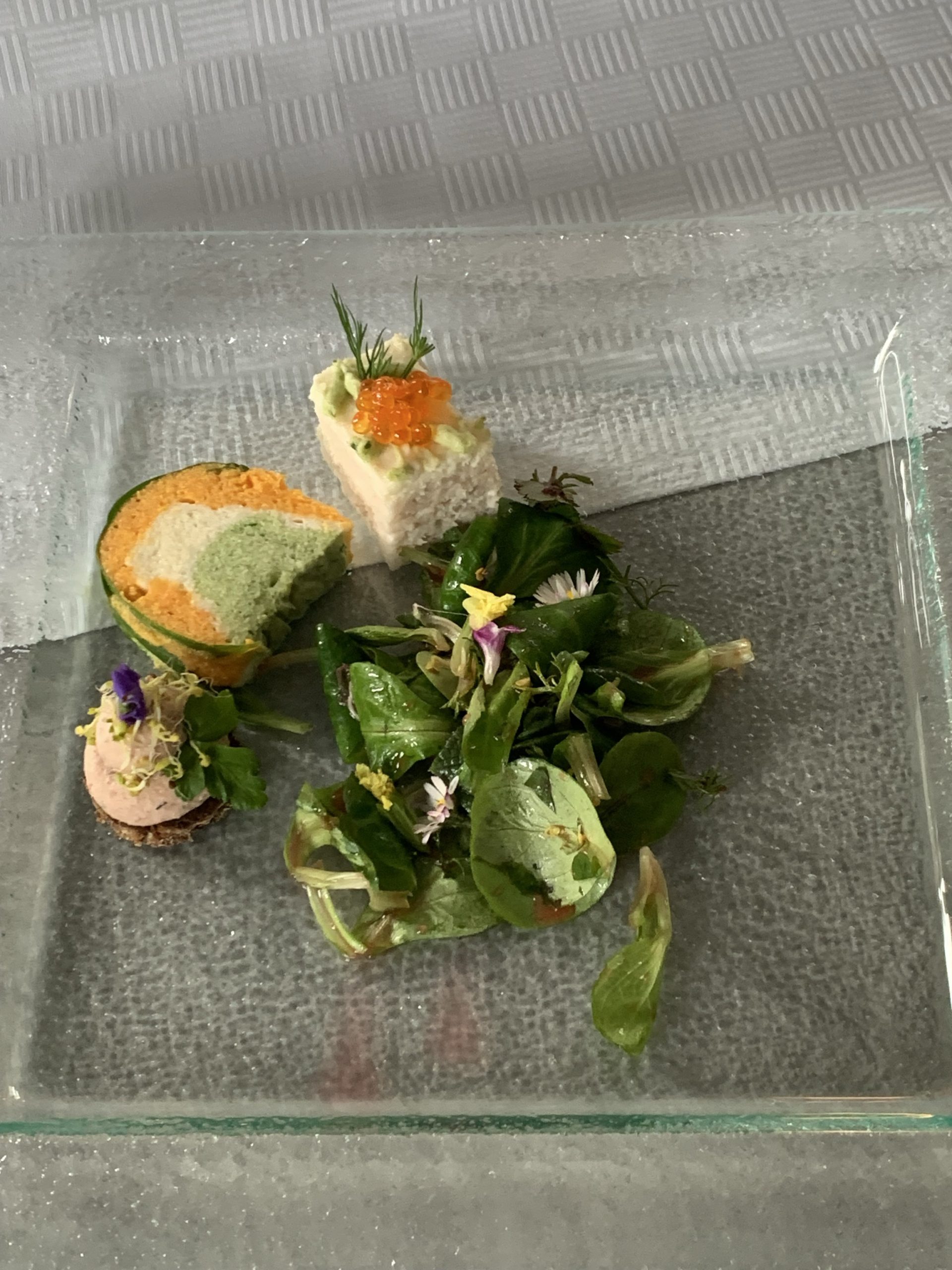 Vorspeise Gala Dinner im Altenheim St. Peter Kiefersfelden. Foto: Caritasverband der Erzdiözese München und Freising