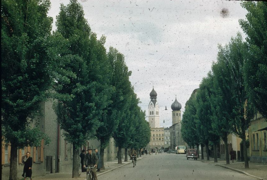 1952 Heilig-Geist-Straße in Rosenheim im Jahr 1953. Foto: Archiv Herbert Borrmann