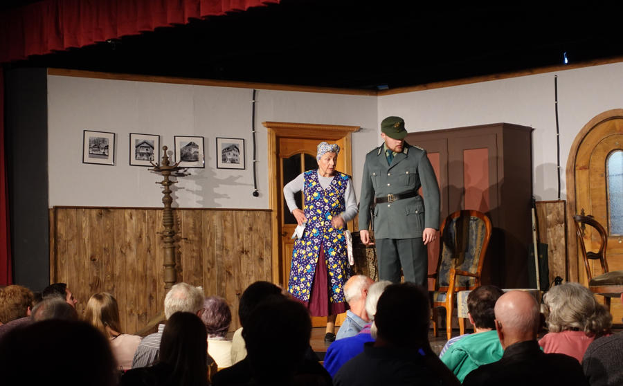 1theater 5 Theater Rosenheim Mai 2025: Koa Leich ohne Lily. Fotos. Innpuls.me