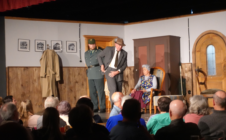 1theater 6 Theater Rosenheim Mai 2025: Koa Leich ohne Lily. Fotos. Innpuls.me