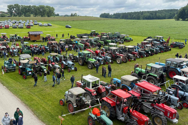 Volles Haus zum Auftakt der Kammerer Festwoche – 25 Jahre Bulldogtreffen