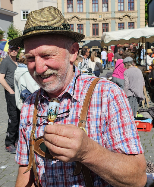 Antikmarkt 2025 2 Antik- und Trödelmarkt in Rosenheim 1. Mai 2025. Foto: Innpuls.me