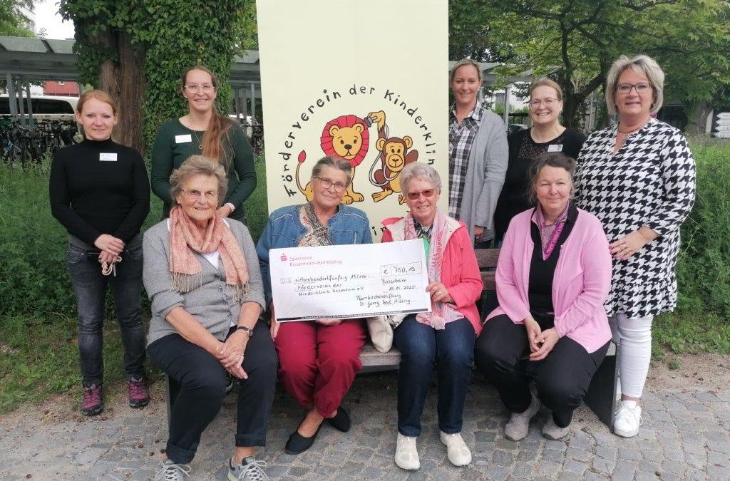 Pfarrgemeinde St. Georg spendet an Förderverein der Kinderklinik