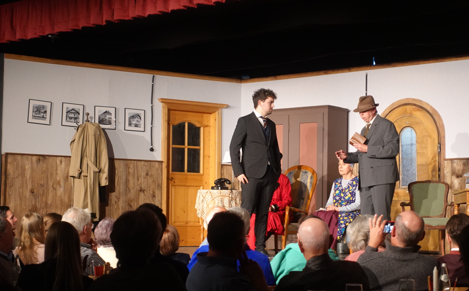 Theater 12 Theater Rosenheim Mai 2025: Koa Leich ohne Lily. Fotos. Innpuls.me