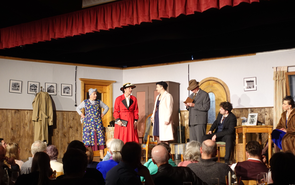 Theater 35 Theater Rosenheim Mai 2025: Koa Leich ohne Lily. Fotos. Innpuls.me