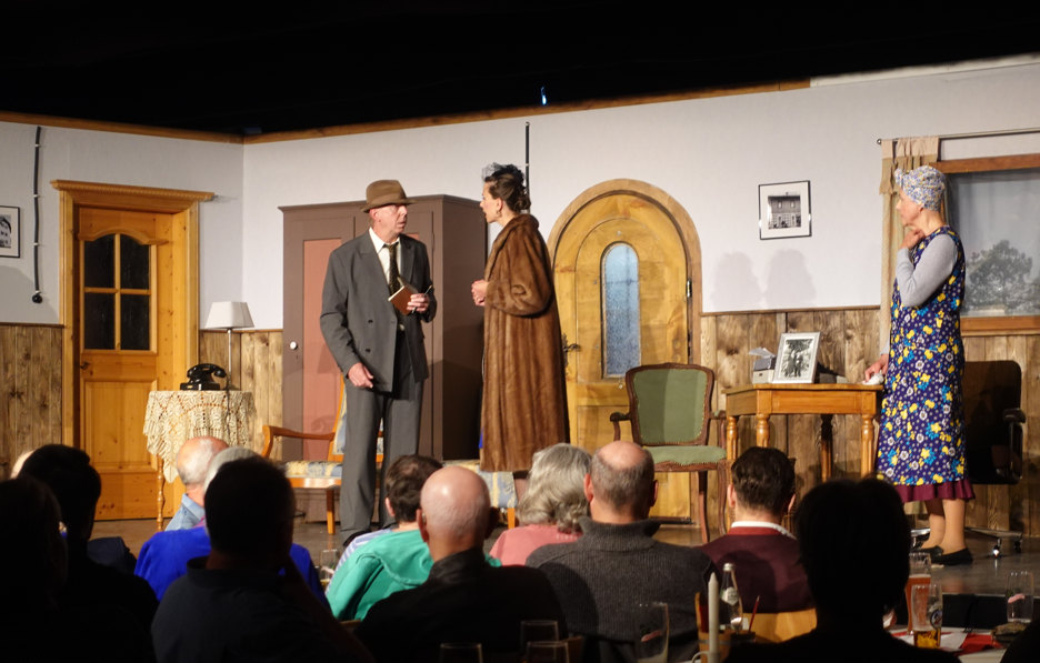 Theater 9 Theater Rosenheim Mai 2025: Koa Leich ohne Lily. Fotos. Innpuls.me