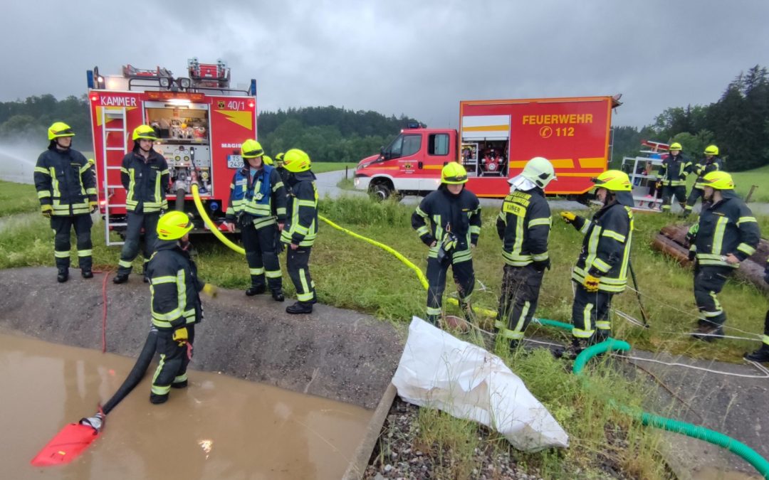 Feuerwehr Kammer zieht Bilanz: 30 Einsätze und 4.000 Stunden im Dienst