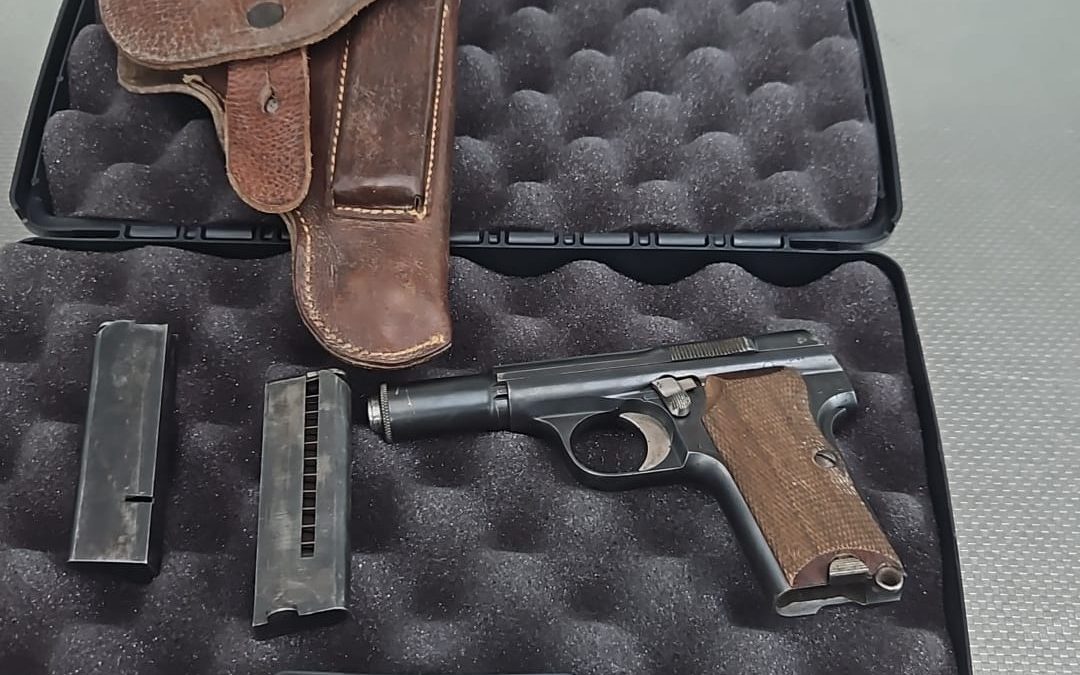 Mit Pistole im Gepäck: Bundespolizei stoppt Reisenden am Flughafen München