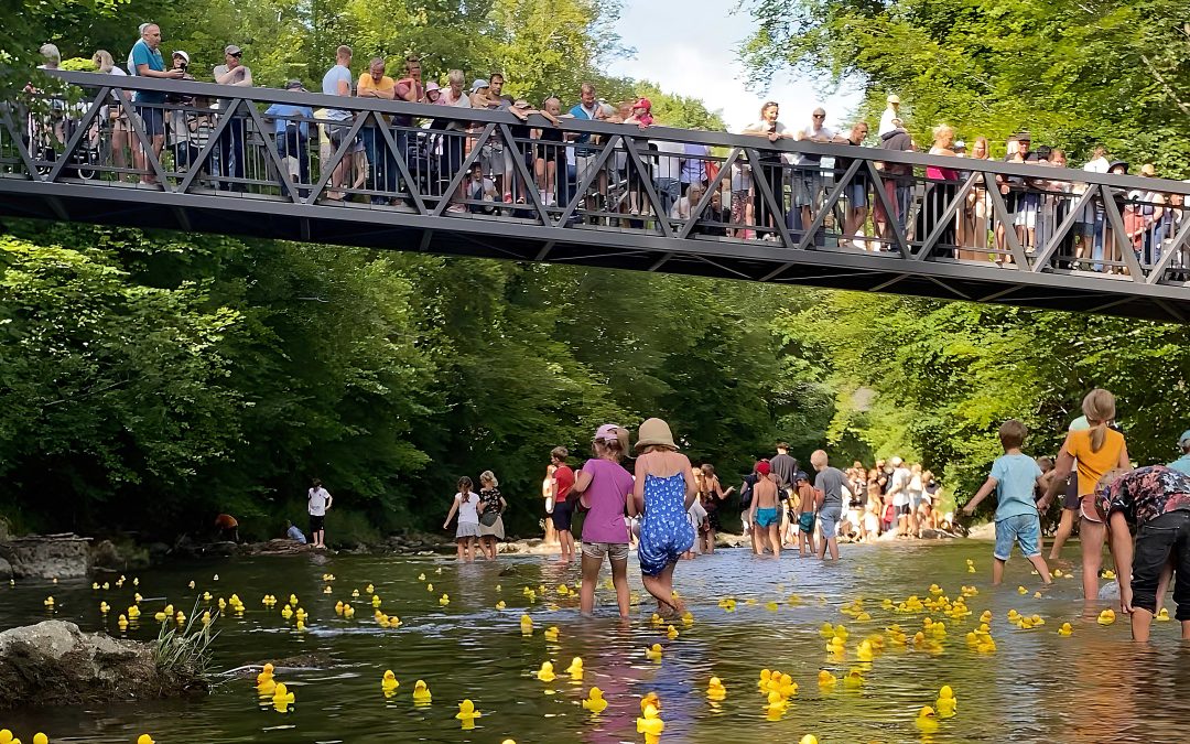 Gewimmel und Gelächter beim Priener Kindersommer Fest