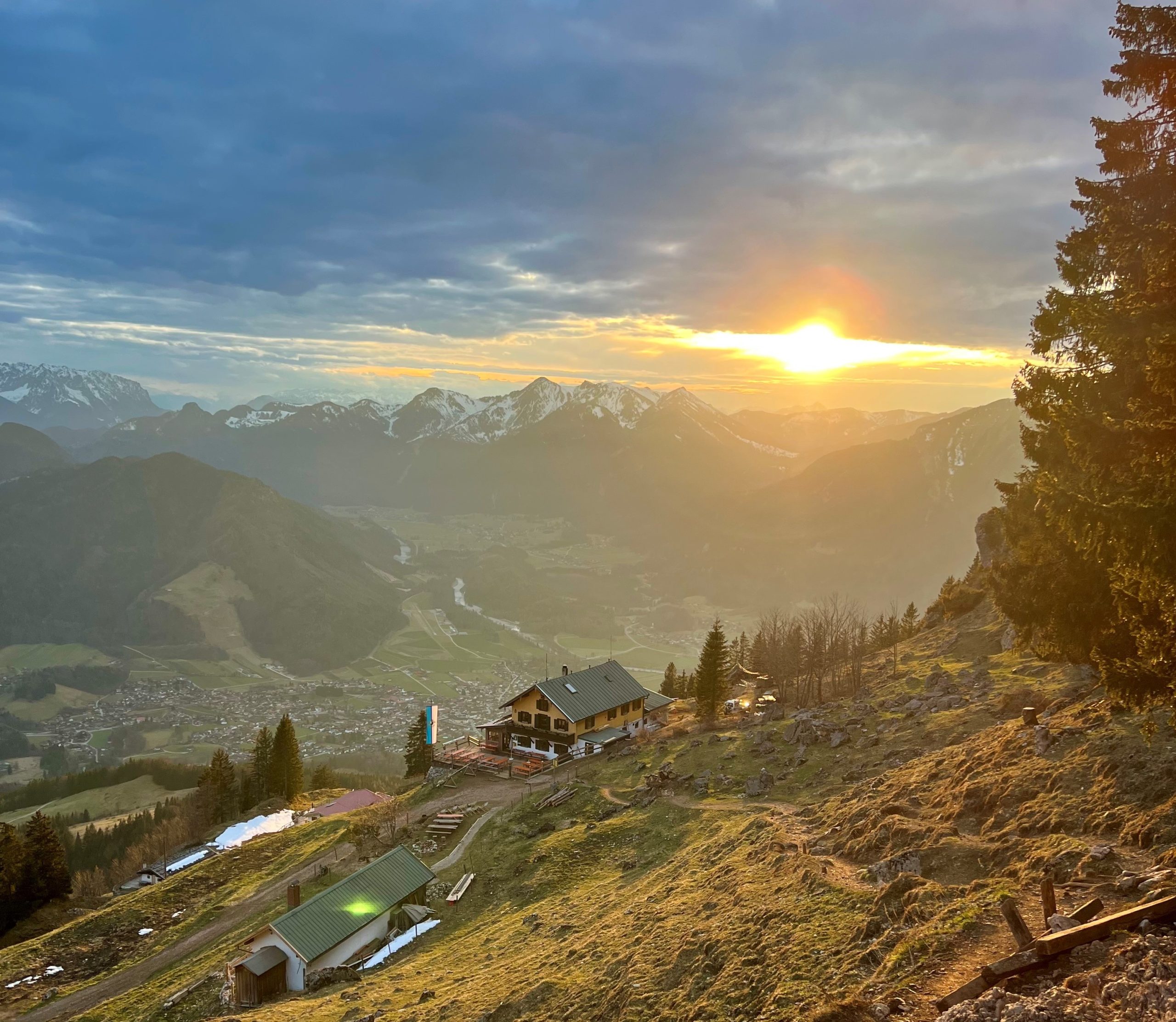 Bild1_Hochgernhaus Blick auf das Hochgernhaus. Foto: Amt für Ernährung, Landwirtschaft und Forsten Rosenheim