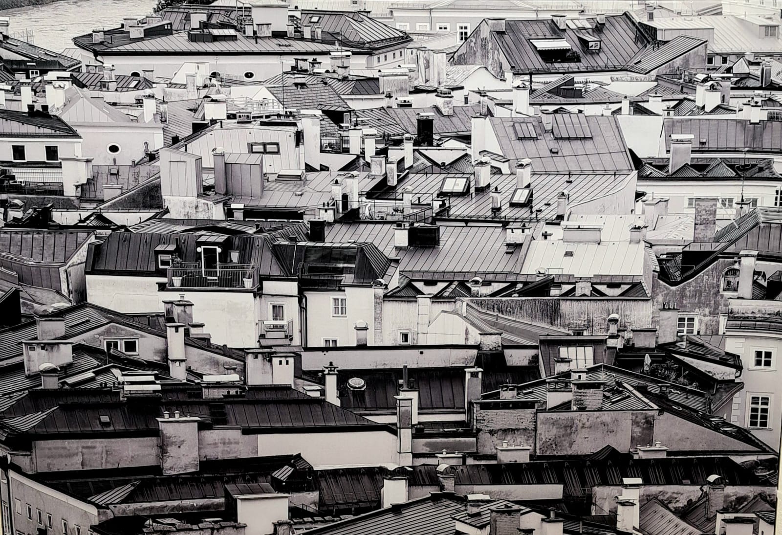 IMG-20250712-WA0011 Was ist eine Stadt - Jahresausstellung des Kunstvereins Traunstein. Fotos: Hendrik Heuser