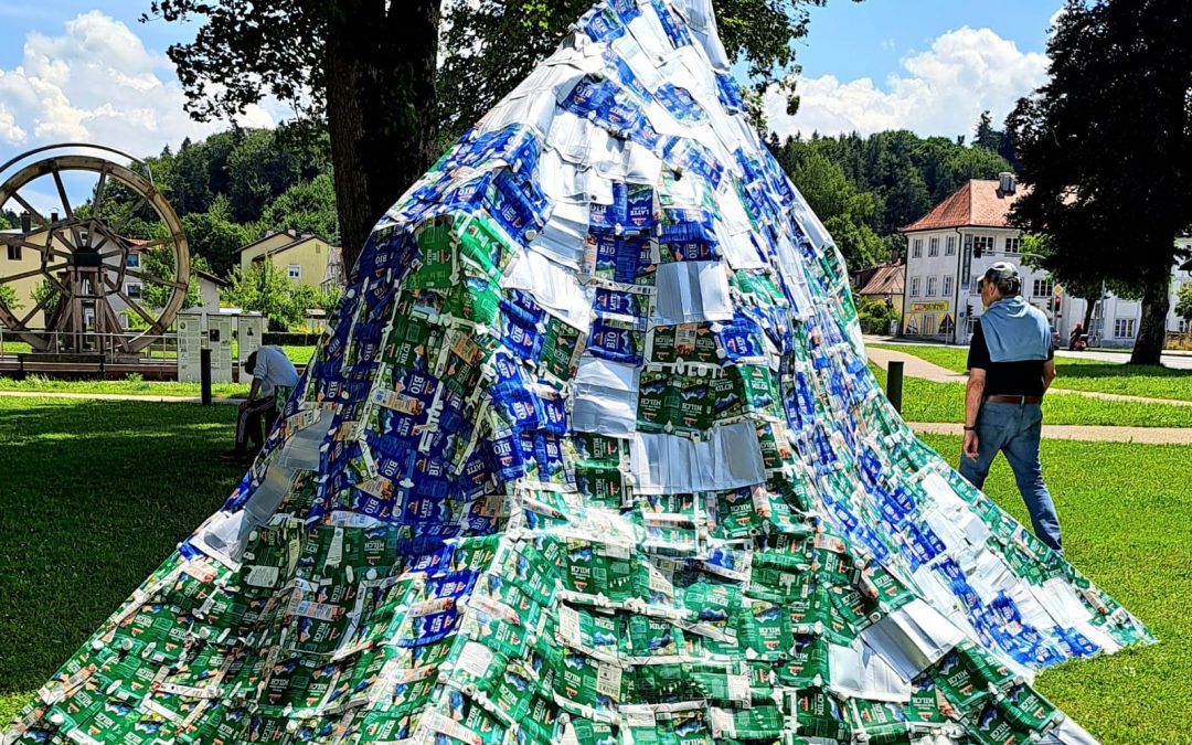 „Was ist eine Stadt?“: Jahresausstellung des Kunstvereins Traunstein