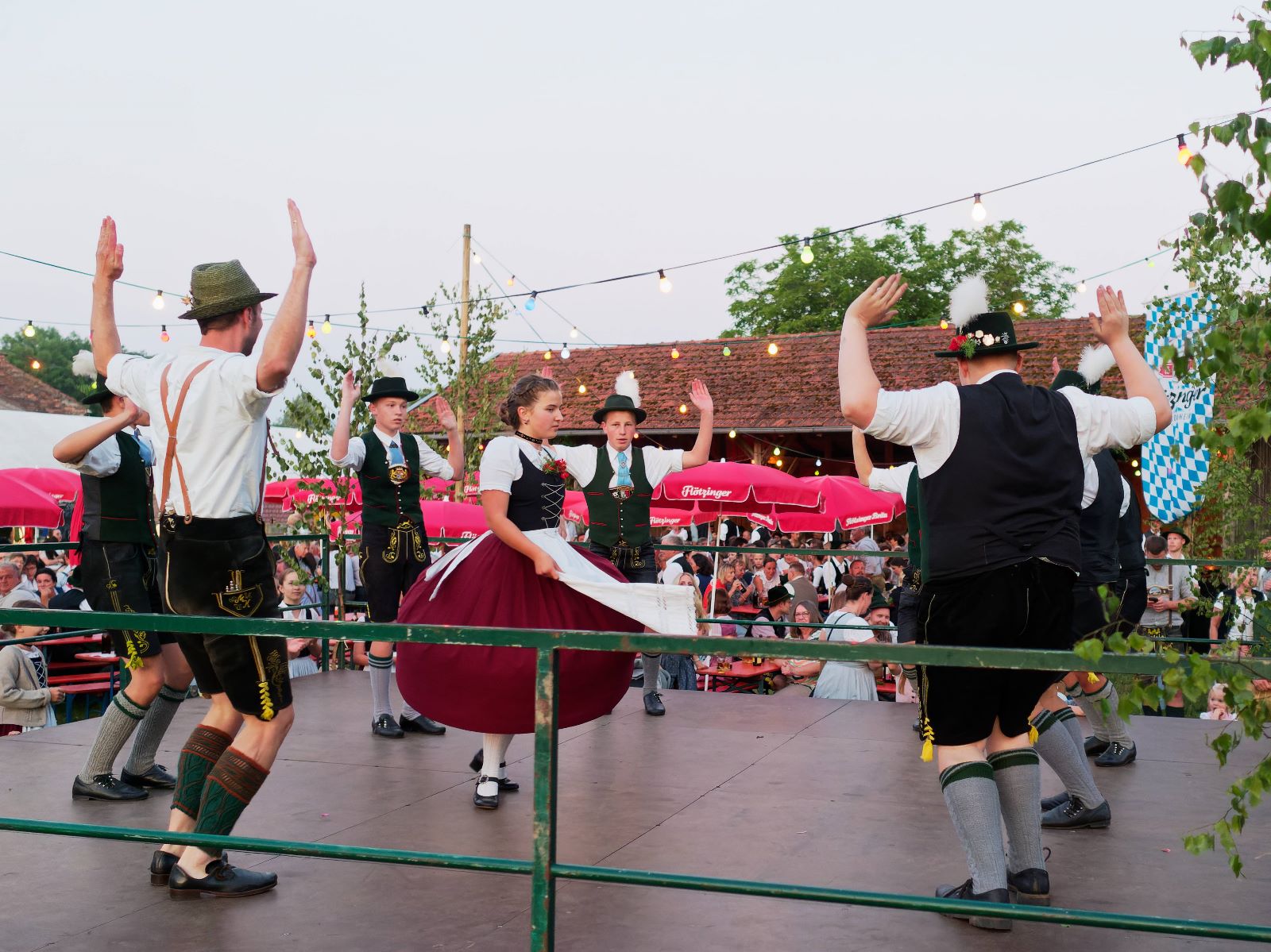 IMG-20250720-WA0008 Dorfabend der Trachtler in Pang. Foto: aez