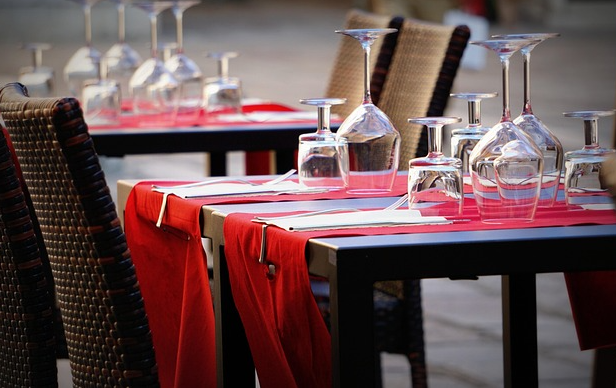 gedeckter Tisch gedeckter Tisch. Foto: re