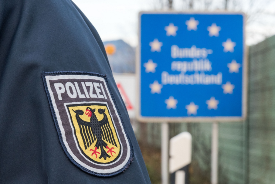pol Die Bundespolizei hat in Rosenheim drei alleinreisende Minderjährige aus Somalia in Gewahrsam genommen. Foto: Symbolfoto: Bundespolizei