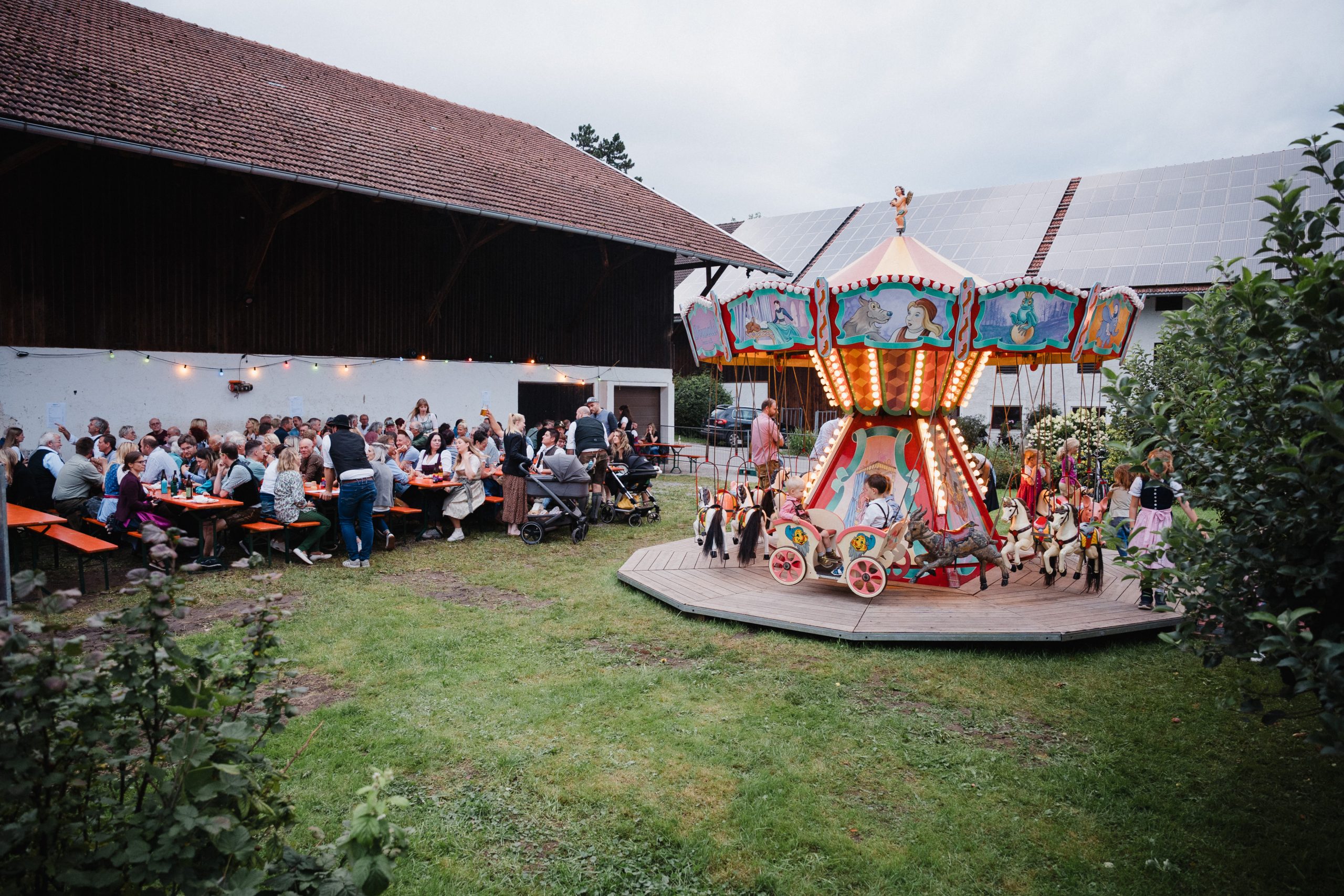 Bild 4, Kinderkarusell 2 Stadlfest der CSU Rosenheim 2025. Fotos: Copyright Christoph Leonhardt