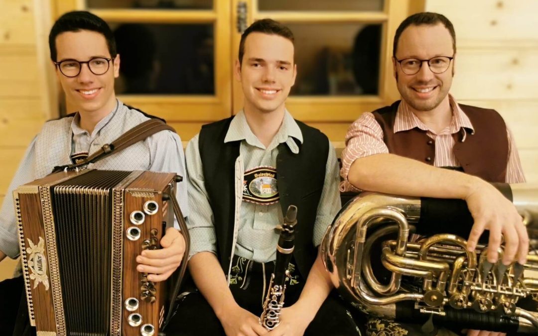 Volksmusi mit der Familienmusik Lang in Bad Aibling