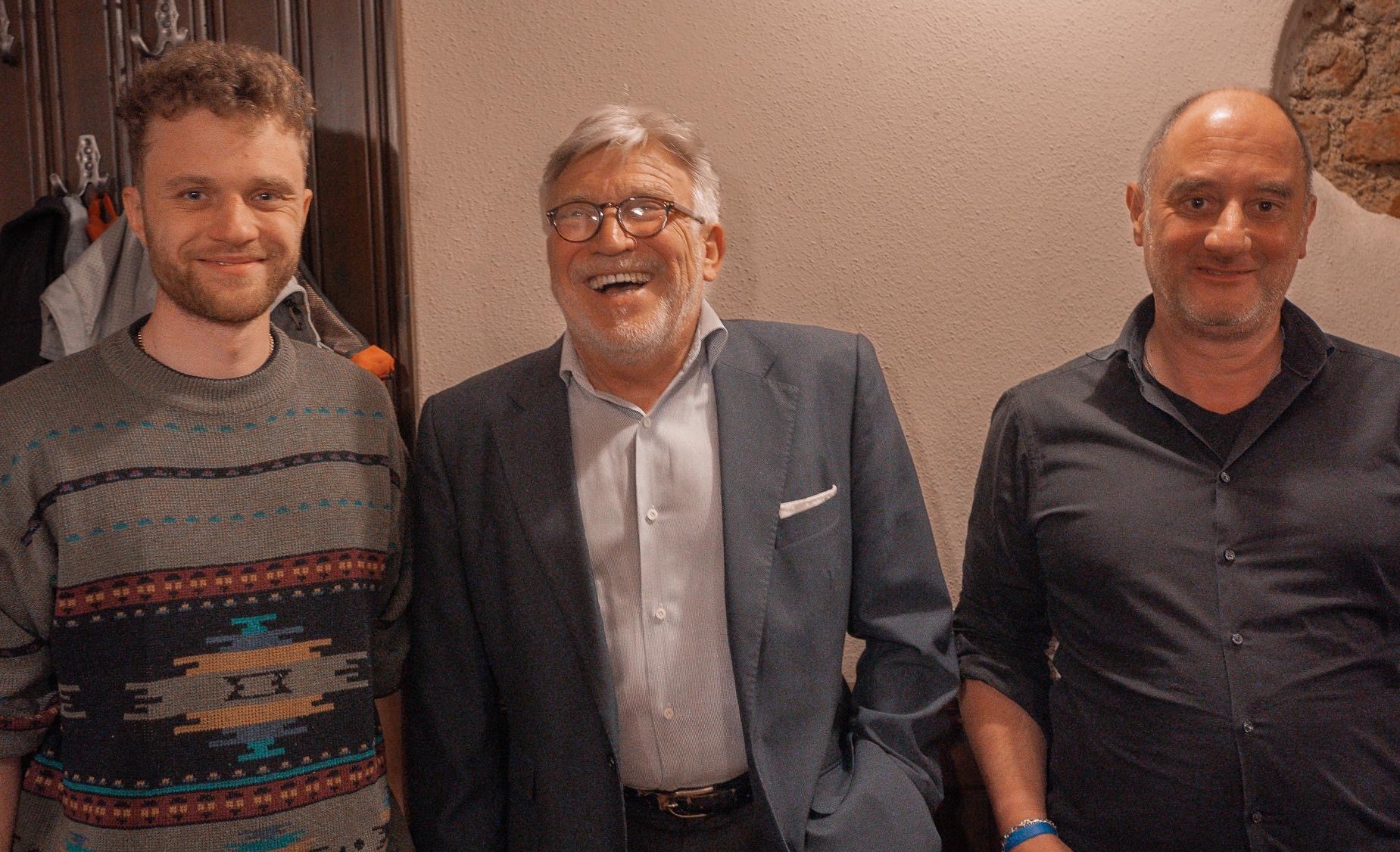 Kamingespräch_Horst Steppi von links: Vinzenz Holzbauer, Horst-Steppi, Thomas-Frank