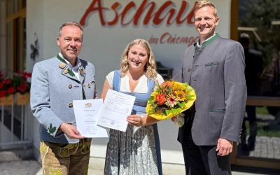 Staatspreis in der Tourist Info Aschau im Chiemgau