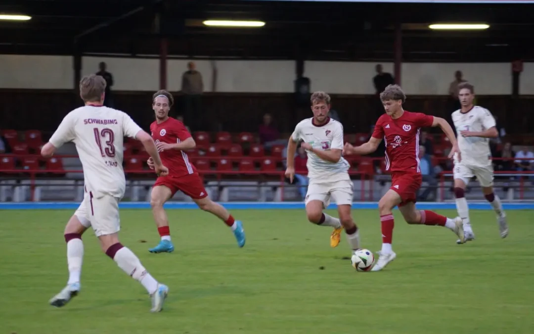 TSV 1860 Rosenheim, Landesliga Südost: Erste Mannschaft besiegt Schwabing mit 3:0
