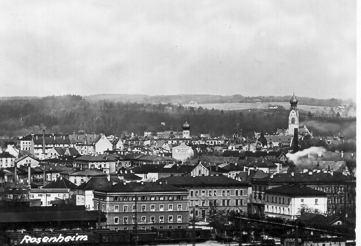 481118101_9397389956973899_6786036381610227100_n Blick auf die Rosenheimer Innenstadt. Foto: Archiv Herbert Borrmann