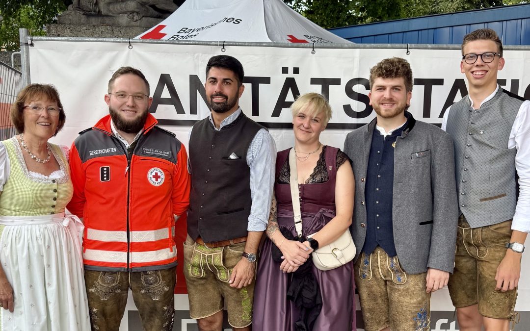 SPD Rosenheim besucht BRK auf dem Herbstfest