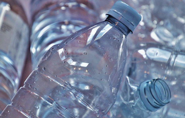 Flasche Leergut Flaschen. Foto: re