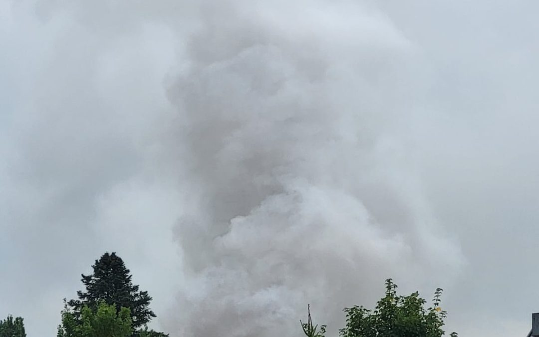 Reihenhaus in Rosenheim in Flammen – Bewohnerin und Hund unverletzt