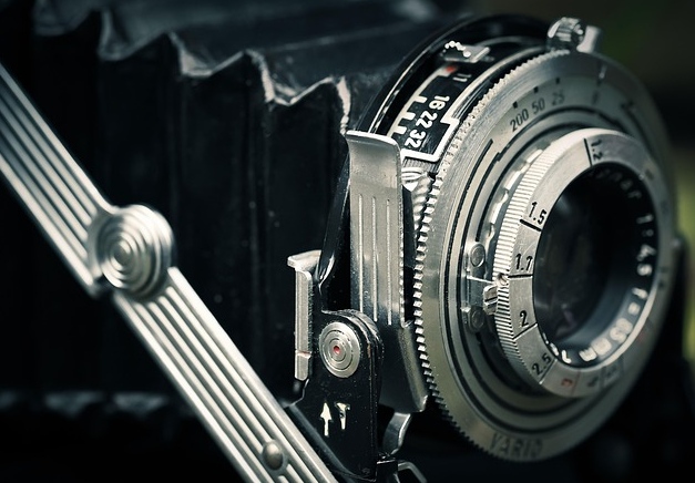 Rosenheimer Stadtarchiv bringt Kalender „Bilder aus Alt-Rosenheim“ heraus