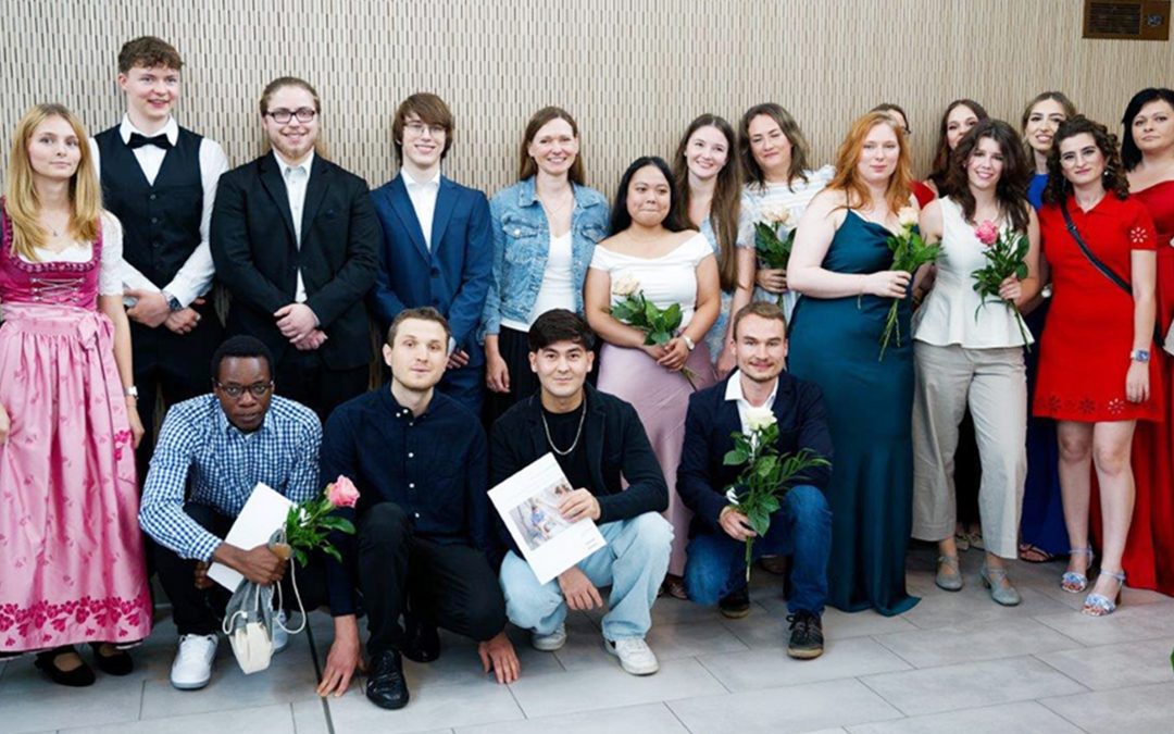 RoMed-MTR-Schule: 18 Absolventen und vier davon mit einem Staatspreis geehrt