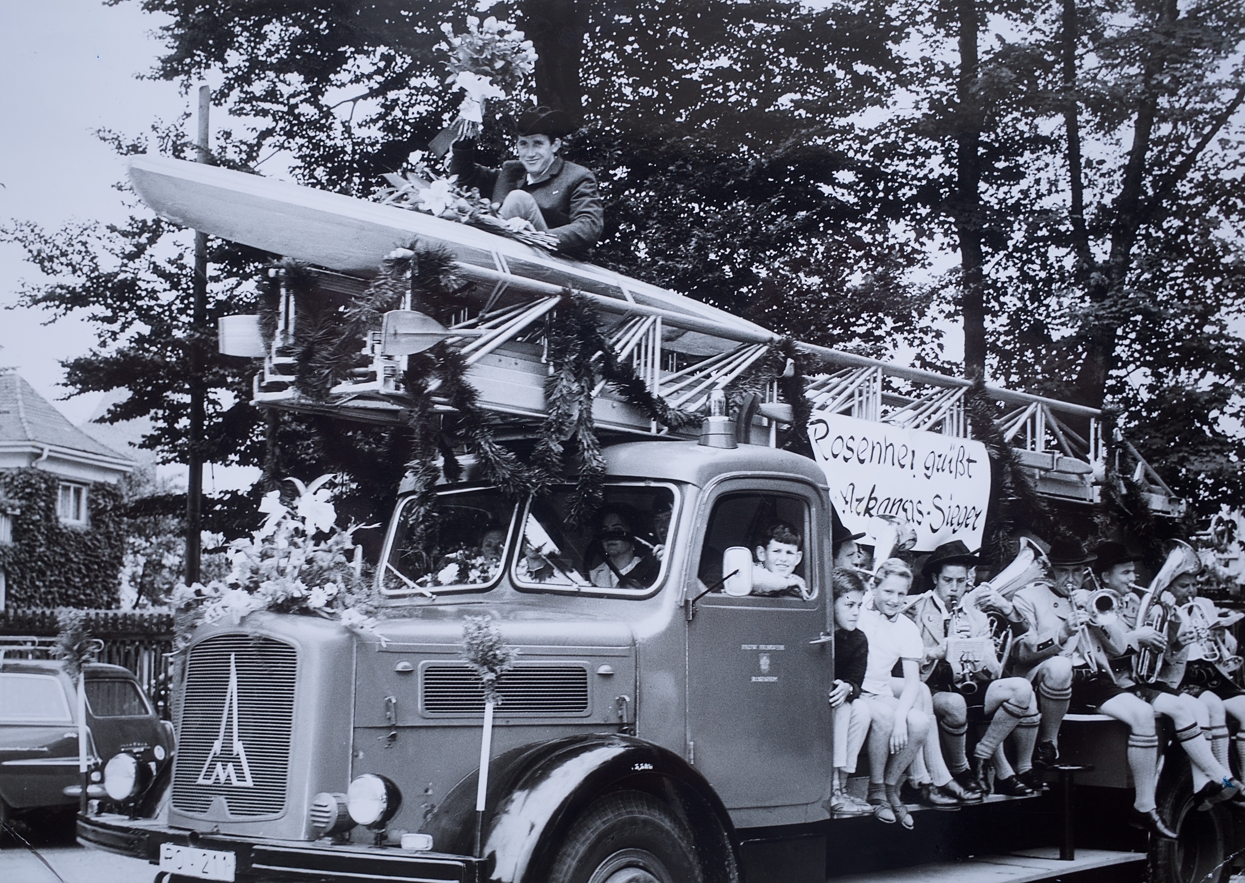 erger_Sieger Arkansas River Race_1964 Feierlicher Empfang für die Arkansas-Sieger im Jahr 1964. Foto: Copyright Kajak-Klub Rosenheim